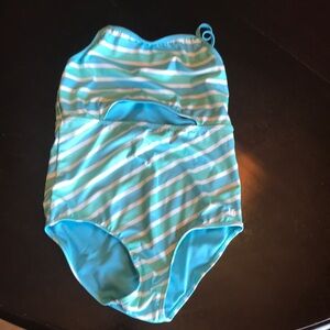 Hurley One Piece Swimsuit Girls size Medium